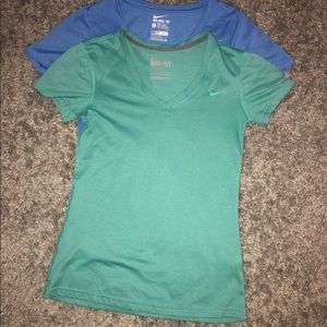 Nike women’s shirts SM and XS